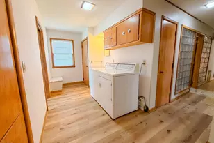 821 Park St, Jackson, MN 56143 - Photo 21