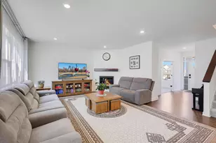 8859 Foust Ln, Rockford, MN 55373 - Photo 9