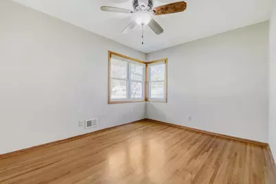 2904 Sheldon Street, Roseville, MN 55113 - Photo 13