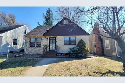 2186 Reaney Avenue E, Saint Paul, MN 55119 - Photo 1