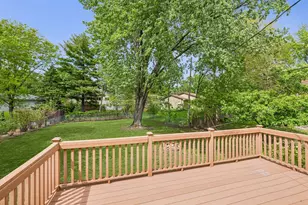 3216 W 85th St, Bloomington, MN 55431 - Photo 23