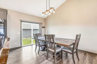 31722 Marshview Court, Lindstrom, MN 55045 - Photo 15