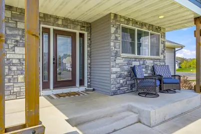 31722 Marshview Court, Lindstrom, MN 55045 - Photo 5