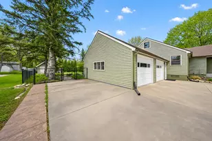 509 31st St NE, Rochester, MN 55906 - Photo 51