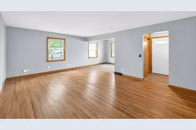 509 31st Street NE, Rochester, MN 55906 - Photo 5