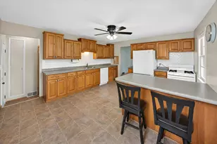 509 31st St NE, Rochester, MN 55906 - Photo 9