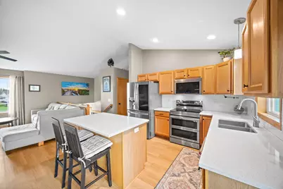 406 Greenway Drive, Delano, MN 55328 - Photo 5