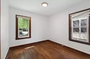 2305 Golden Valley Rd, Minneapolis, MN 55411 - Photo 15
