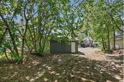 2305 Golden Valley Road, Minneapolis, MN 55411 - Photo 23