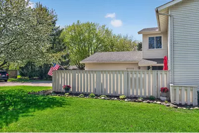 1044 Carmel Court, Shoreview, MN 55126 - Photo 11