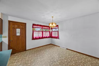825 Spruce Street NE, Hutchinson, MN 55350 - Photo 11