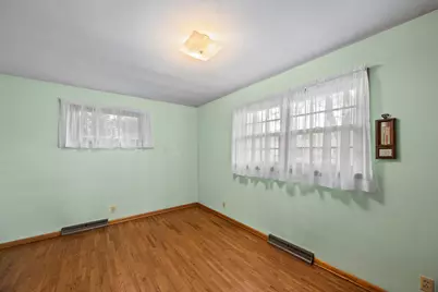825 Spruce Street NE, Hutchinson, MN 55350 - Photo 27