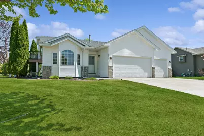 402 13th Avenue NE, Buffalo, MN 55313 - Photo 1