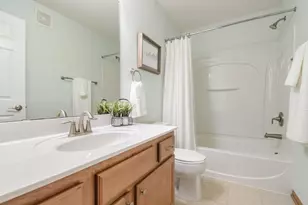 1805 Freedom Ln, Chanhassen, MN 55317 - Photo 23