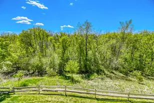 1805 Freedom Ln, Chanhassen, MN 55317 - Photo 31