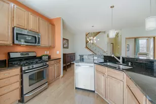 1805 Freedom Ln, Chanhassen, MN 55317 - Photo 5