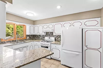 4708 Laura Lane, Shoreview, MN 55126 - Photo 7