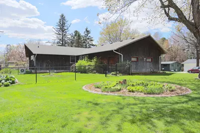 804 Valley View Drive, River Falls, WI 54022 - Photo 5
