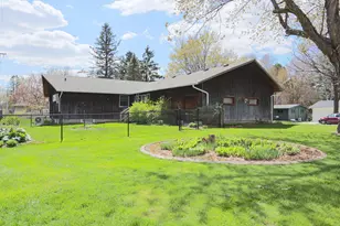 804 Valley View Dr, River Falls, WI 54022 - Photo 5