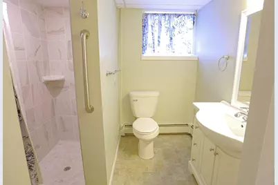 804 Valley View Drive, River Falls, WI 54022 - Photo 37