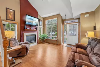 2357 Oakridge Circle, Hudson, WI 54016 - Photo 9