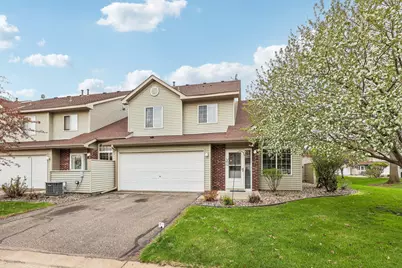 2357 Oakridge Circle, Hudson, WI 54016 - Photo 5