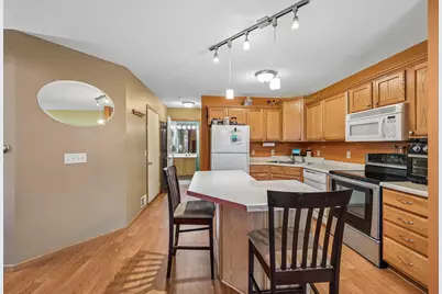 2357 Oakridge Circle, Hudson, WI 54016 - Photo 15