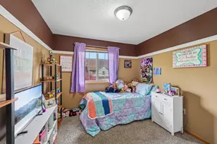 2357 Oakridge Cir, Hudson, WI 54016 - Photo 31