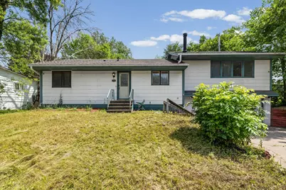 806 Parkway Drive, Saint Paul, MN 55106 - Photo 3