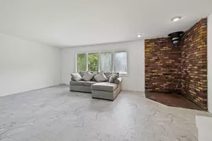 806 Parkway Dr, Saint Paul, MN 55106 - Photo 19