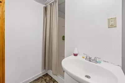 806 Parkway Drive, Saint Paul, MN 55106 - Photo 27