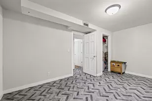 806 Parkway Dr, Saint Paul, MN 55106 - Photo 25