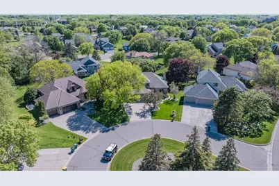 8906 Ashley Terrace, Brooklyn Park, MN 55443 - Photo 27