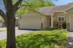 601 35th St W, Hastings, MN 55033 - Photo 1