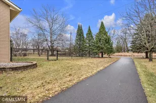 832 Aspen Cir, Little Canada, MN 55109 - Photo 29