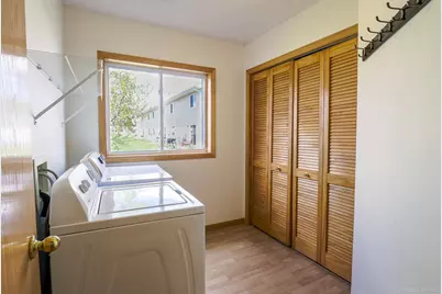 1215 West Edge Place, New Richmond, WI 54017 - Photo 15