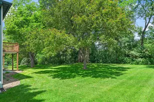 977 Heritage Ct E, Vadnais Heights, MN 55127 - Photo 51