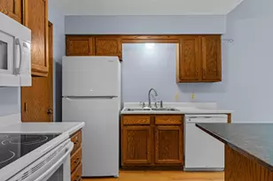 977 Heritage Ct E, Vadnais Heights, MN 55127 - Photo 29