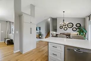 414 Maple Knoll Way NW, Saint Michael, MN 55376 - Photo 5