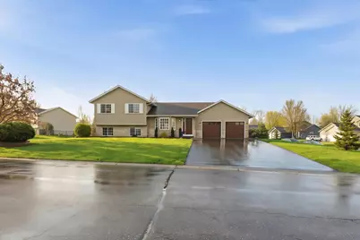 414 Maple Knoll Way NW, Saint Michael, MN 55376 - Photo 1