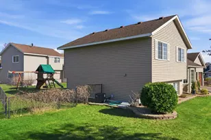414 Maple Knoll Way NW, Saint Michael, MN 55376 - Photo 37