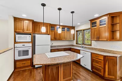 2119 Violet Lane, New Brighton, MN 55112 - Photo 5
