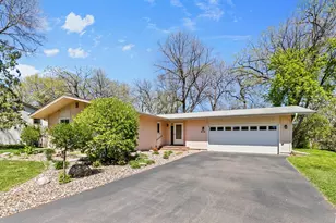 2119 Violet Ln, New Brighton, MN 55112 - Photo 1