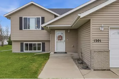 1201 9th Avenue SE, Barnesville, MN 56514 - Photo 3