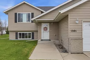 1201 9th Ave SE, Barnesville, MN 56514 - Photo 3