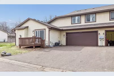 6690 Gretchen Court N, Oakdale, MN 55128 - Photo 3