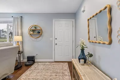 6690 Gretchen Court N, Oakdale, MN 55128 - Photo 7