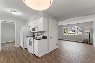 302 5th Avenue NW, Dodge Center, MN 55927 - Photo 23