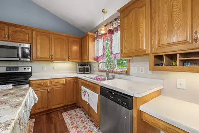 1211 Hillside Road, Sauk Rapids, MN 56379 - Photo 13
