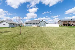 1819 52nd Ave N, Moorhead, MN 56560 - Photo 11